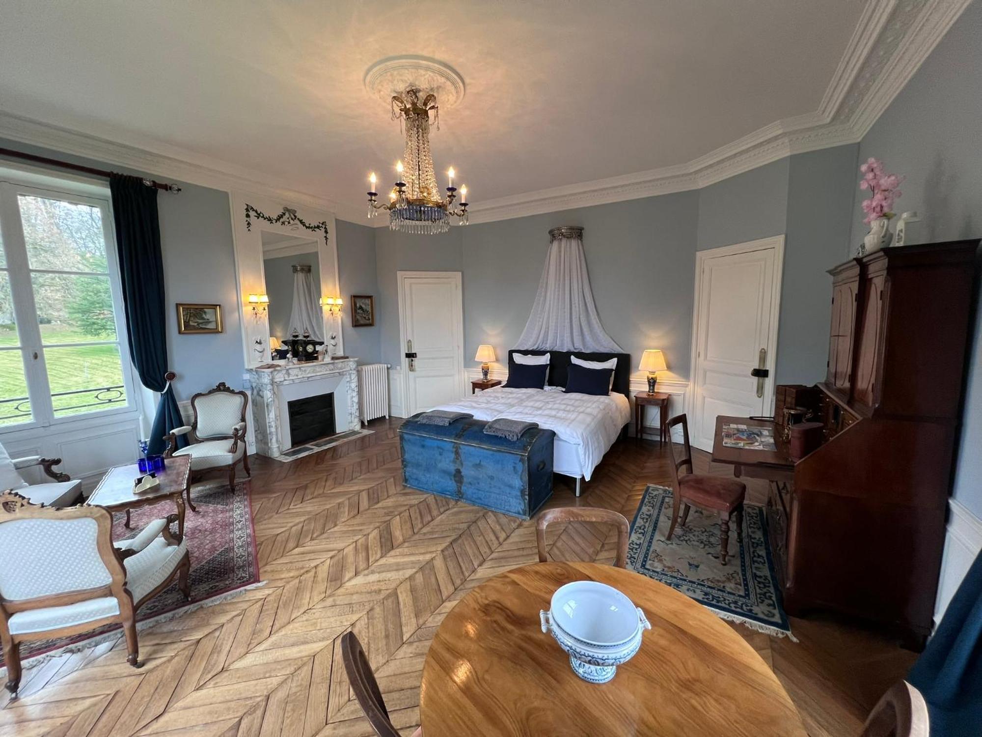 Superior King Room
